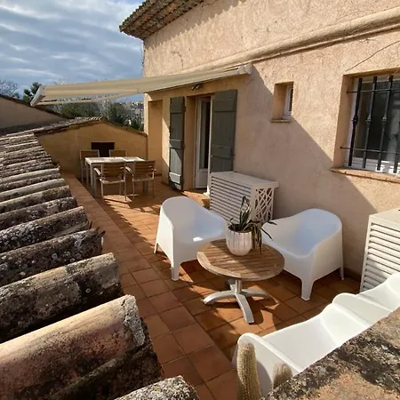 La Bastide Des Suites De Robinson Aparthotel *