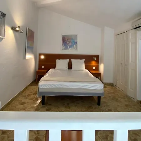 La Bastide Des Suites De Robinson Mandelieu